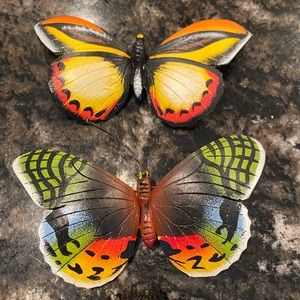 🦋 COCONUT Shell Butterfly Hand Painted 2x$20 🦋